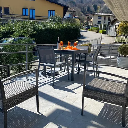 Golfo Borromeo 4 バヴェーノ